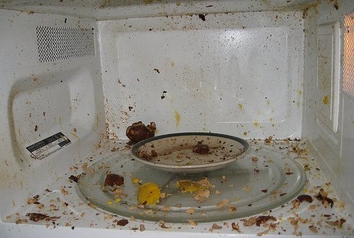 Ang pinsala sa microwave sa kalusugan ng tao - mitolohiya o katotohanan at bakit nakakapinsala ang microwave