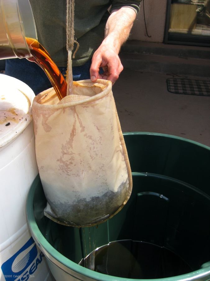 Lahat ng tungkol sa langis ng fryer - pagpili ng langis at pagbabago